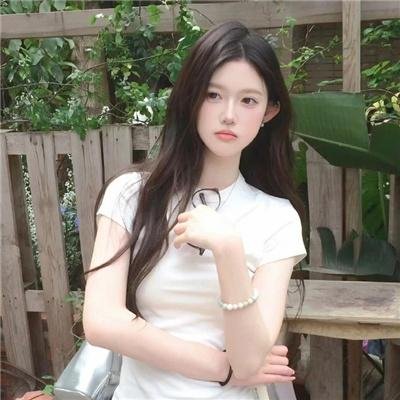 琼楼飞燕